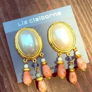 Liz Claiborne Brand New Clip On Earrings 🙃